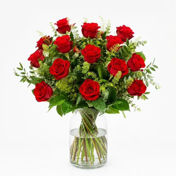 Boeket rode rozen middel